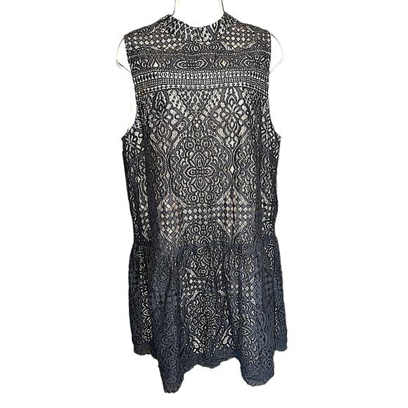 New Belrose Black and Nude Lace Mini Dress - Picture 5 of 13